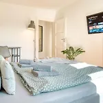 Homy I Stadtrandflair Im Sueden Leipzigs - Netflix
